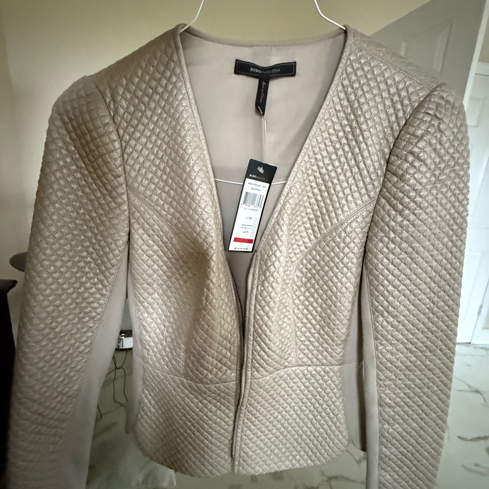 BCBGMaxAzria Taupe Quilted Blazer